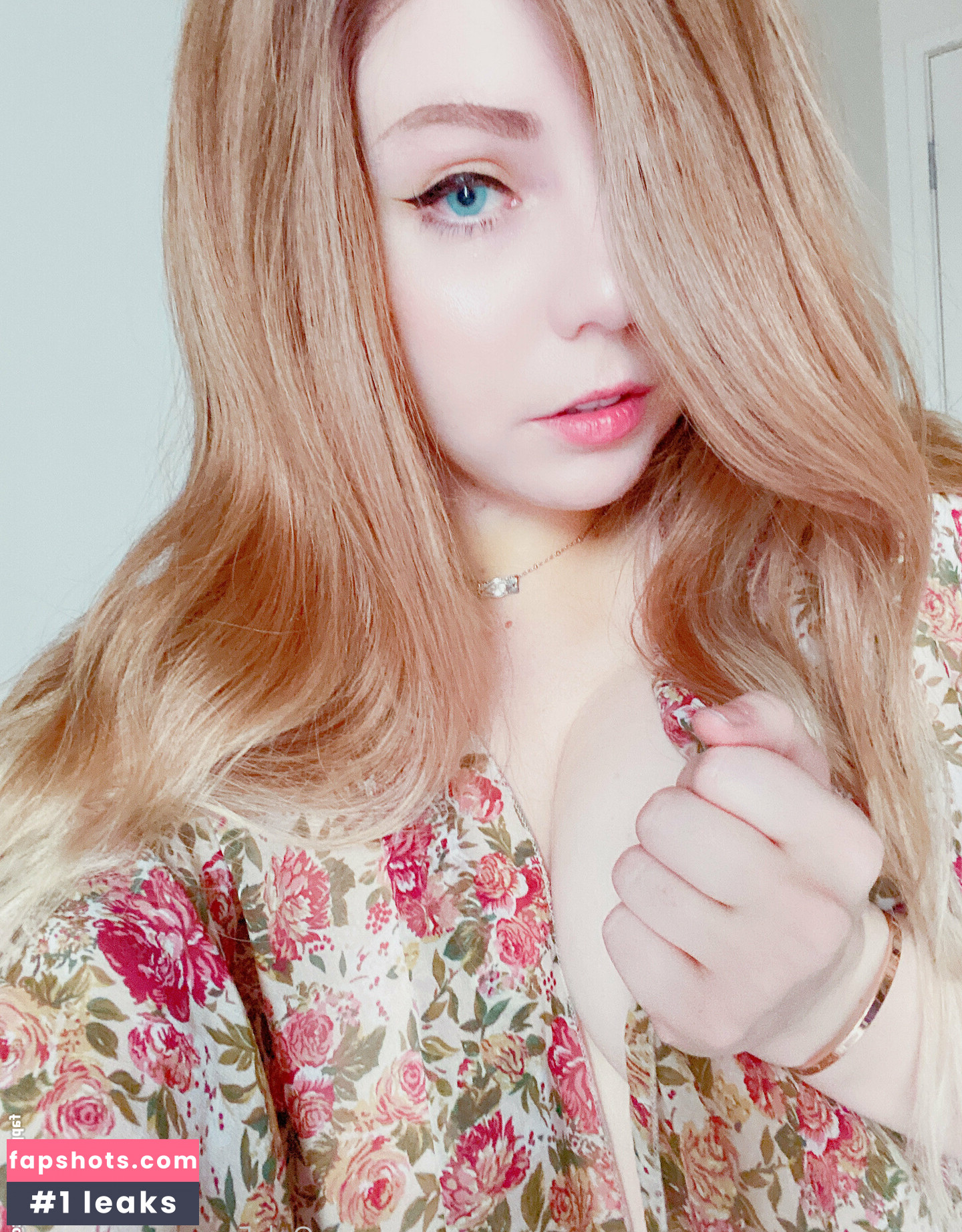 catscosplays gallery photo #6