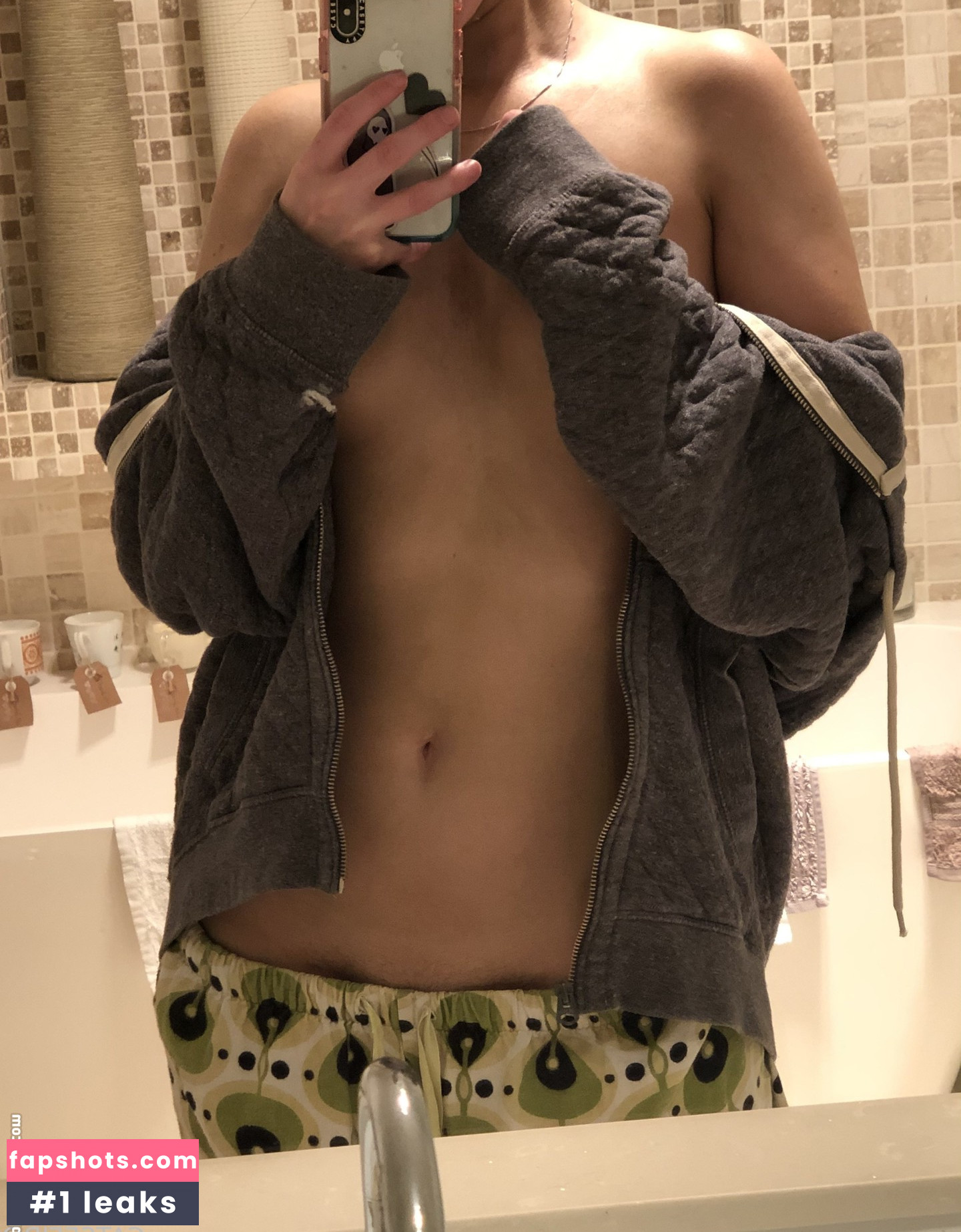 CatSefiro gallery photo #16