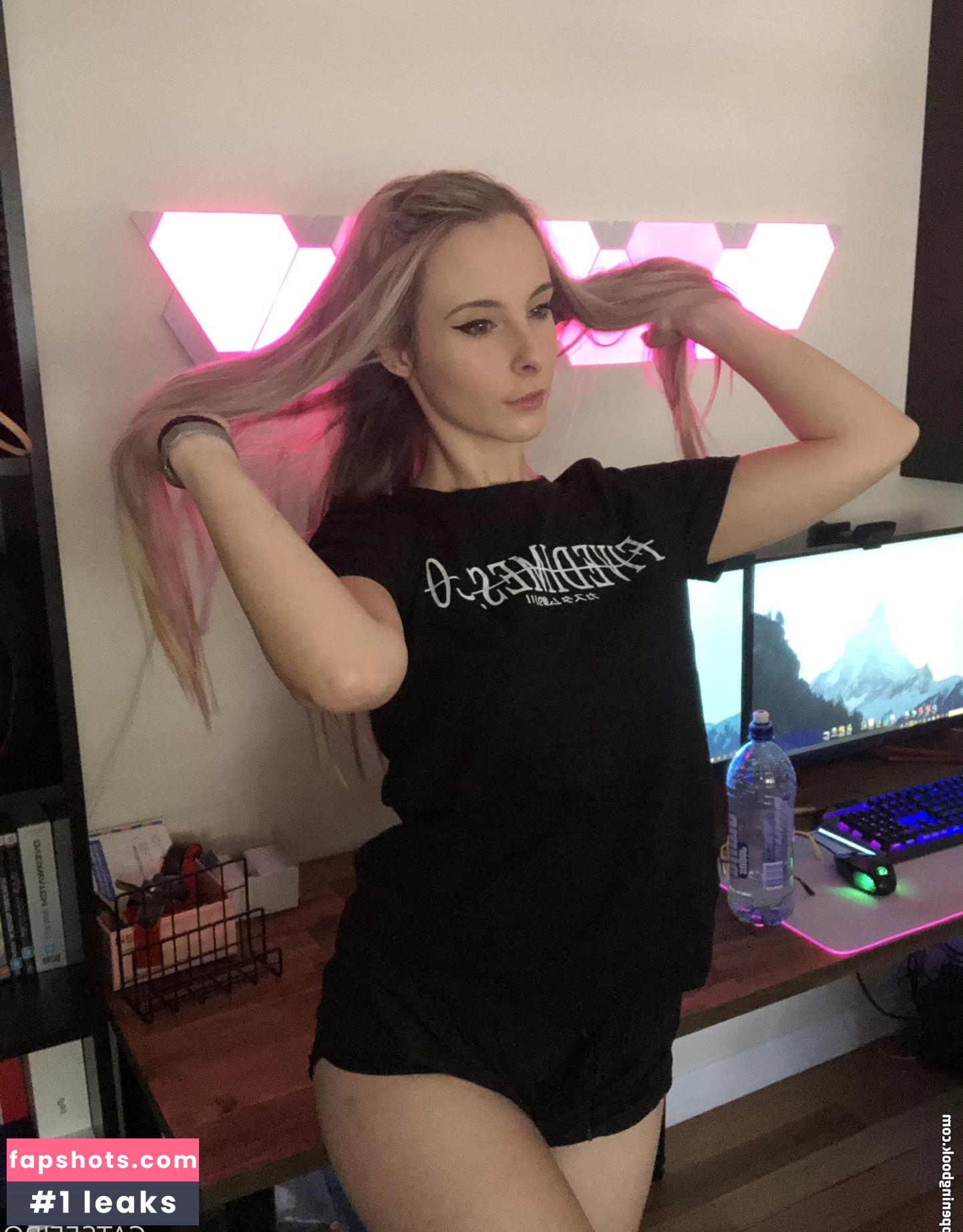 CatSefiro gallery photo #21