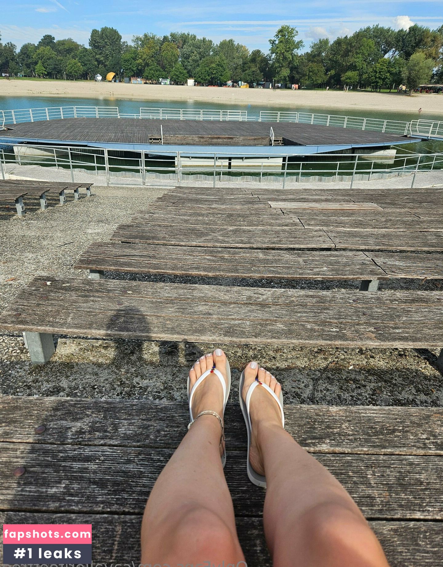 cavalierifeetfree gallery photo #19