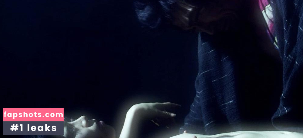 Cay Izumi gallery photo #6