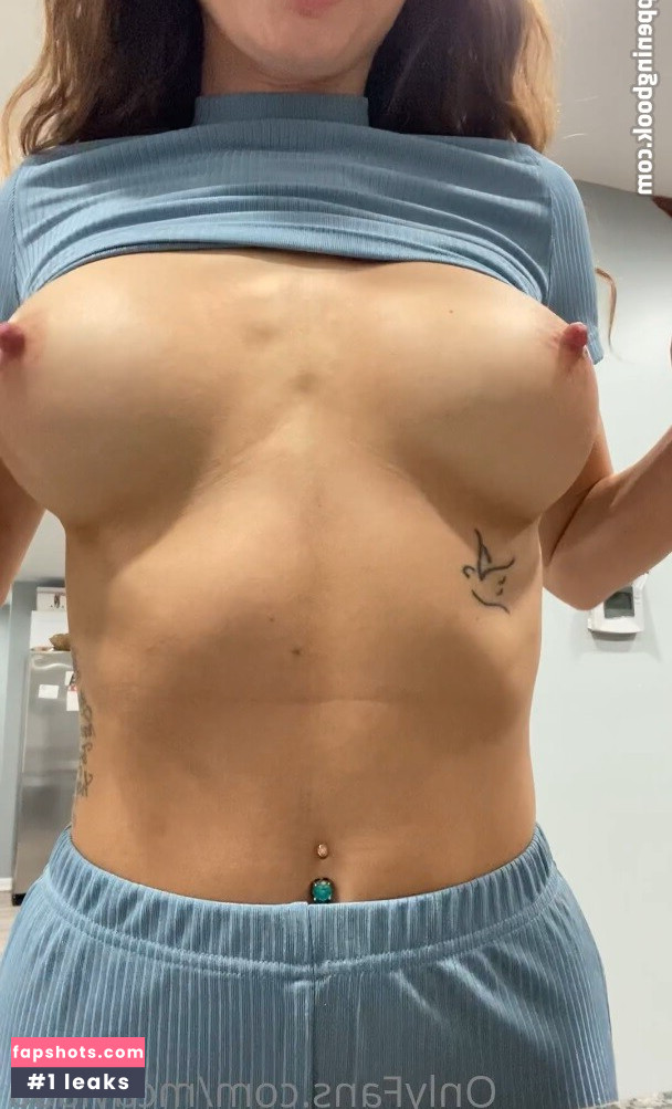 Cayla Bri gallery photo #7