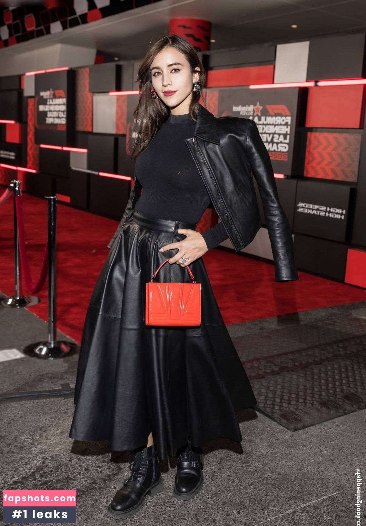 Caylee Cowan gallery photo #143