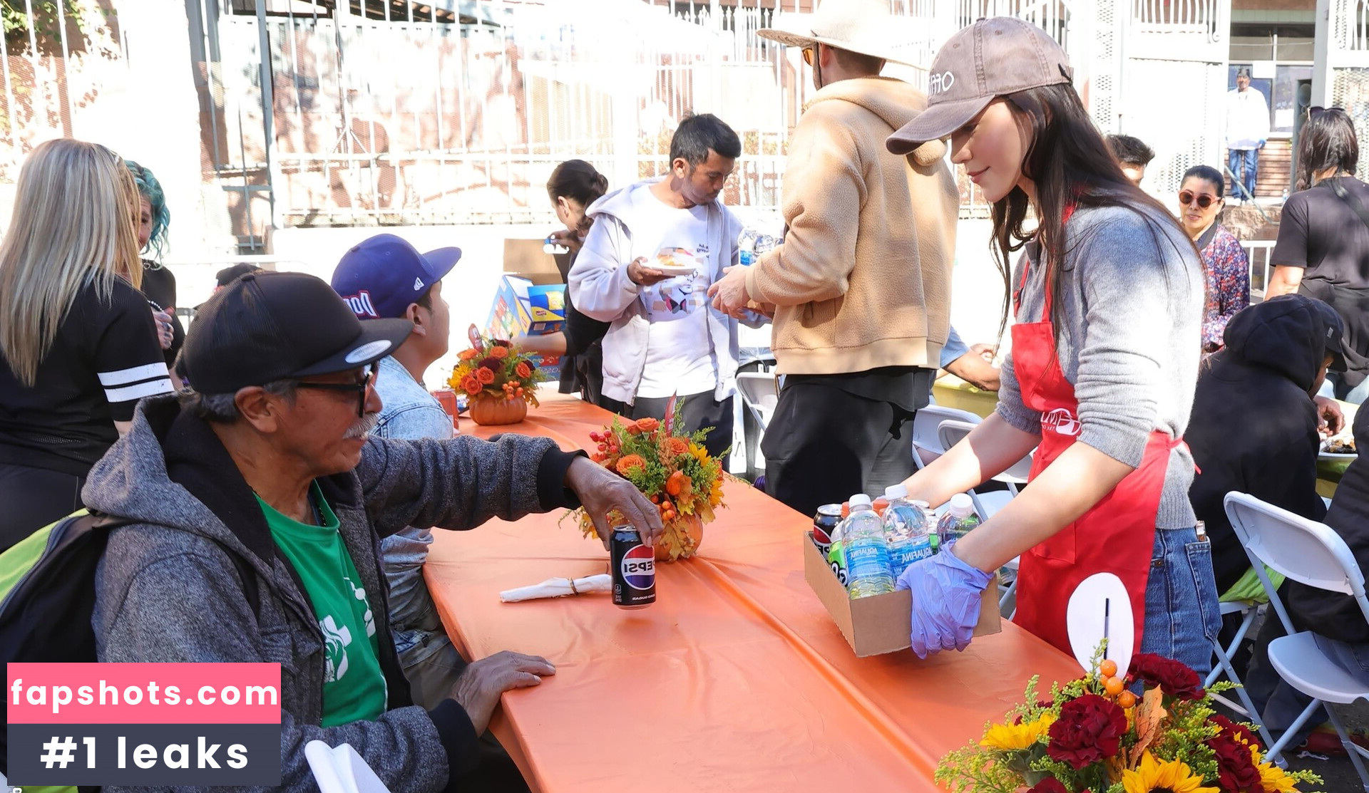 Caylee Cowan gallery photo #18