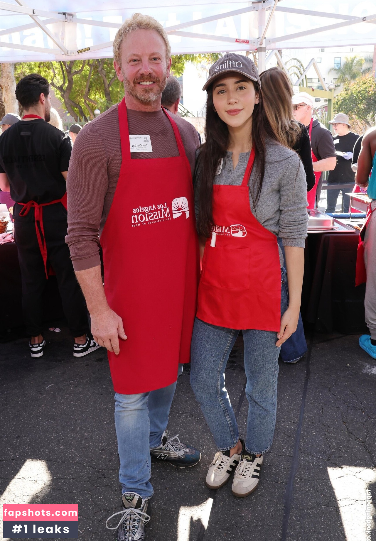 Caylee Cowan gallery photo #23