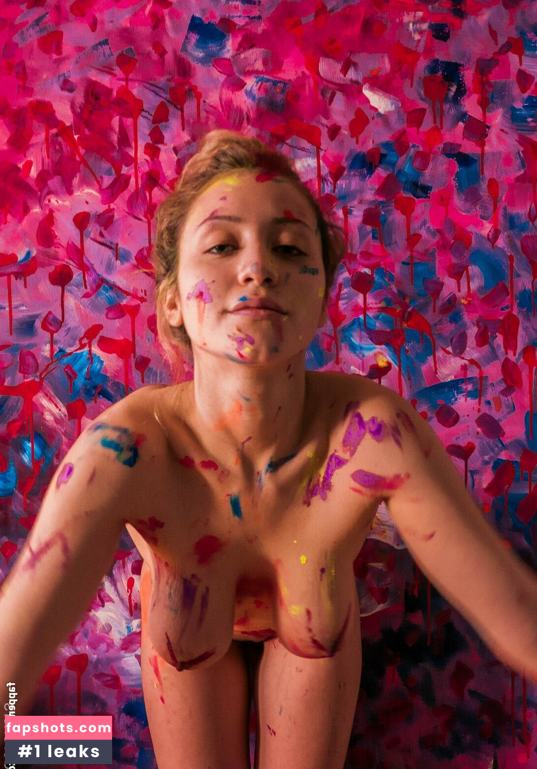 Caylee Cowan gallery photo #31