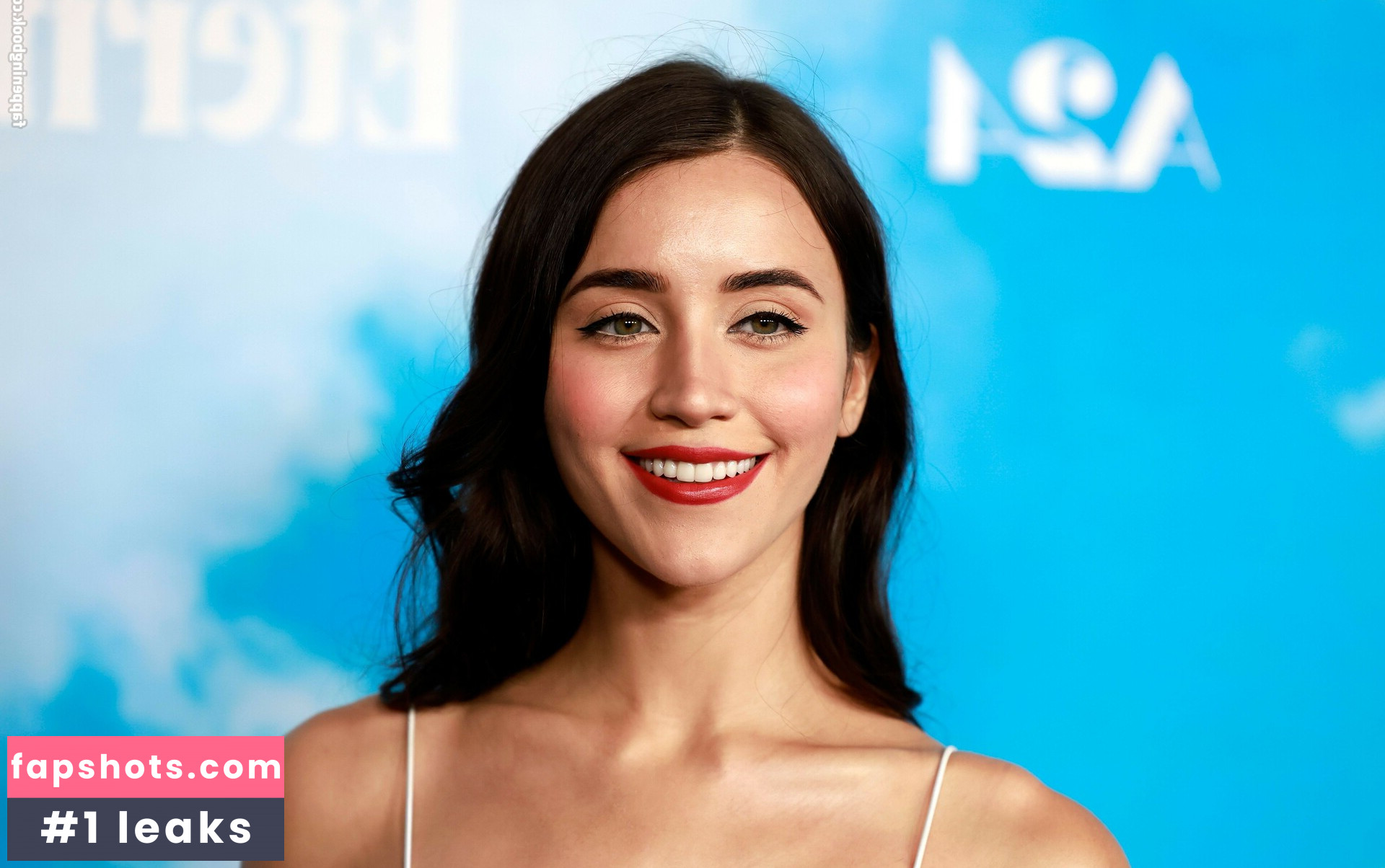 Caylee Cowan gallery photo #56