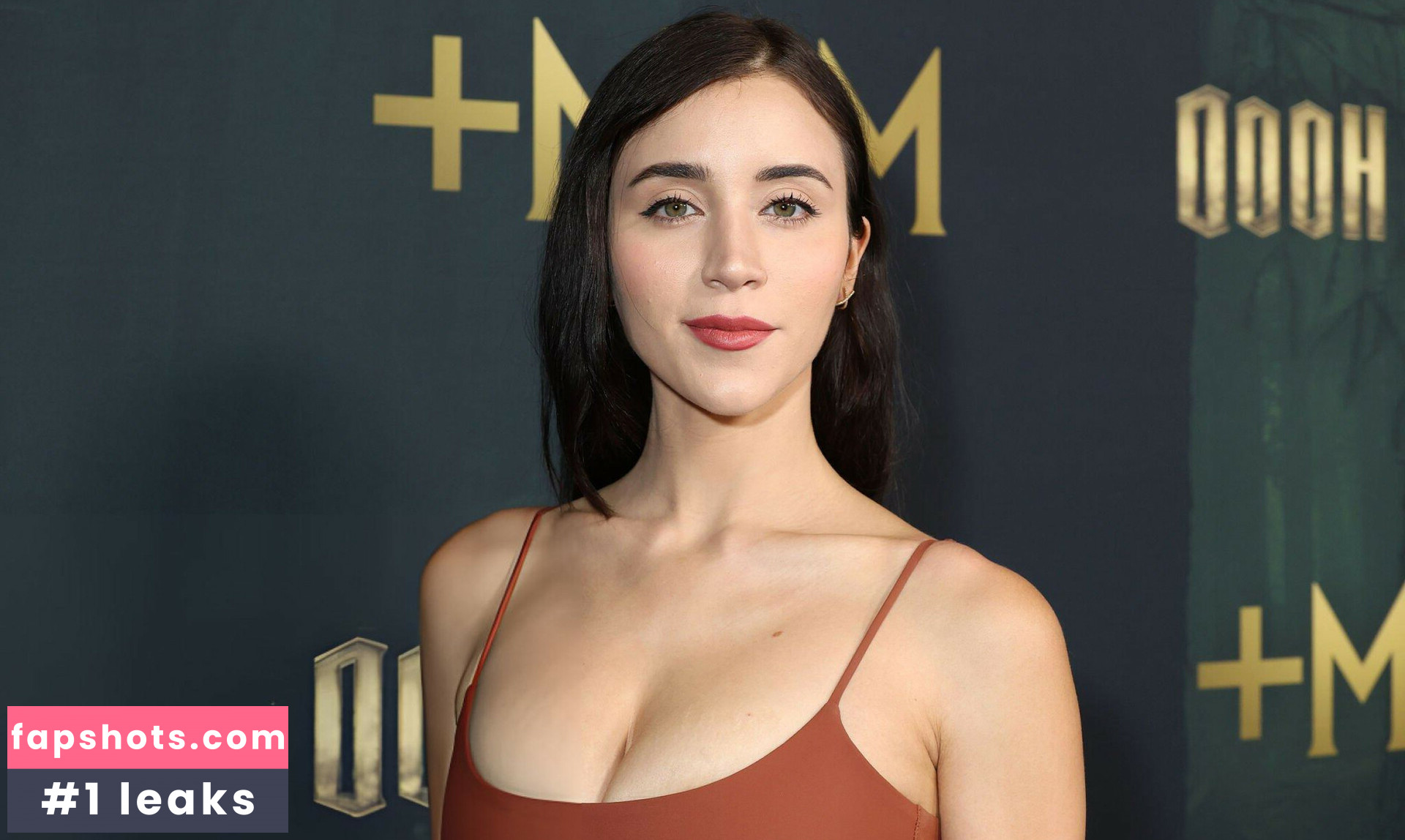 Caylee Cowan gallery photo #75