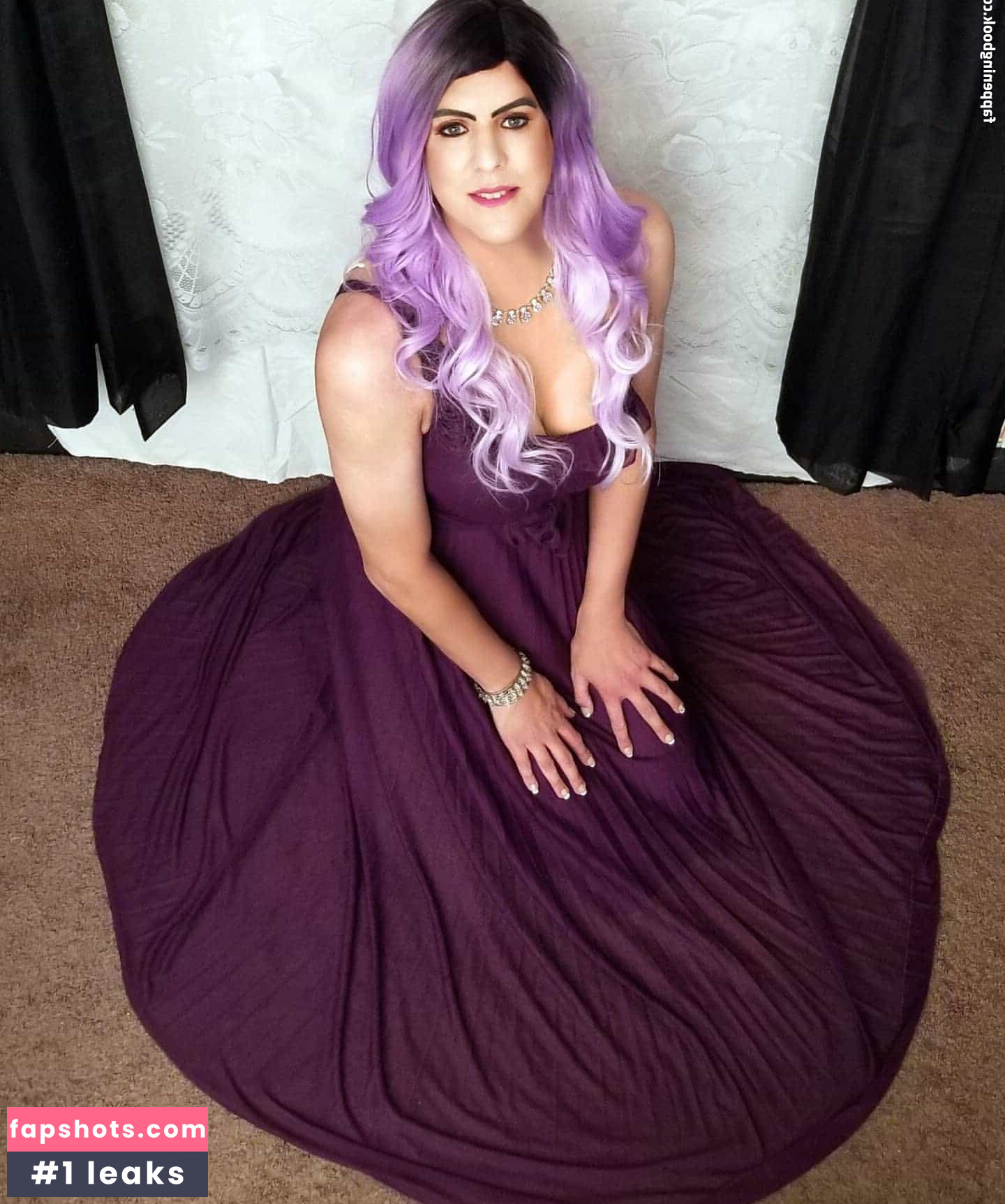 CD Emily Florence gallery photo #5