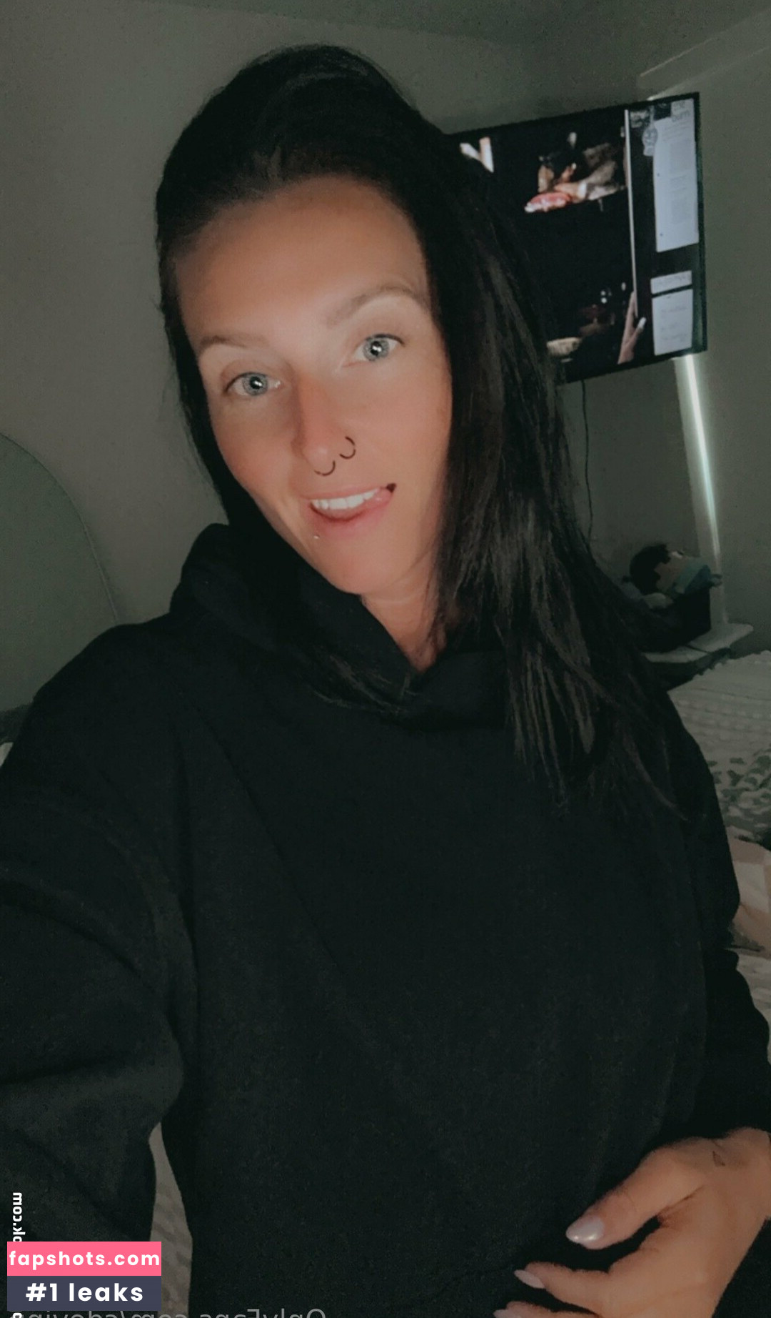 cdevinn nude babe gallery