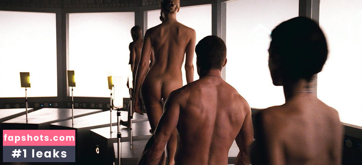 Cécile Breccia gallery photo #9