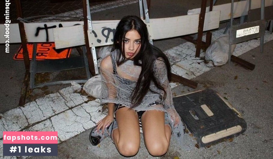 Cecile Proulx gallery photo #13