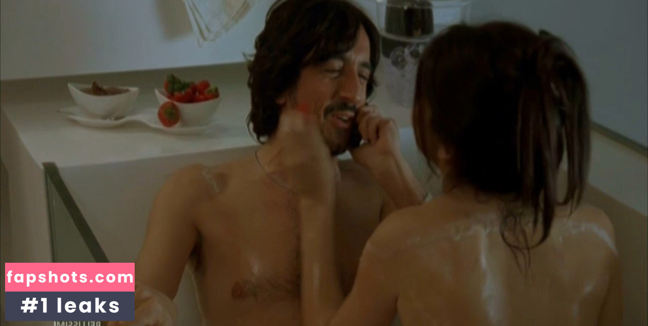 Cecilia Capriotti gallery photo #25