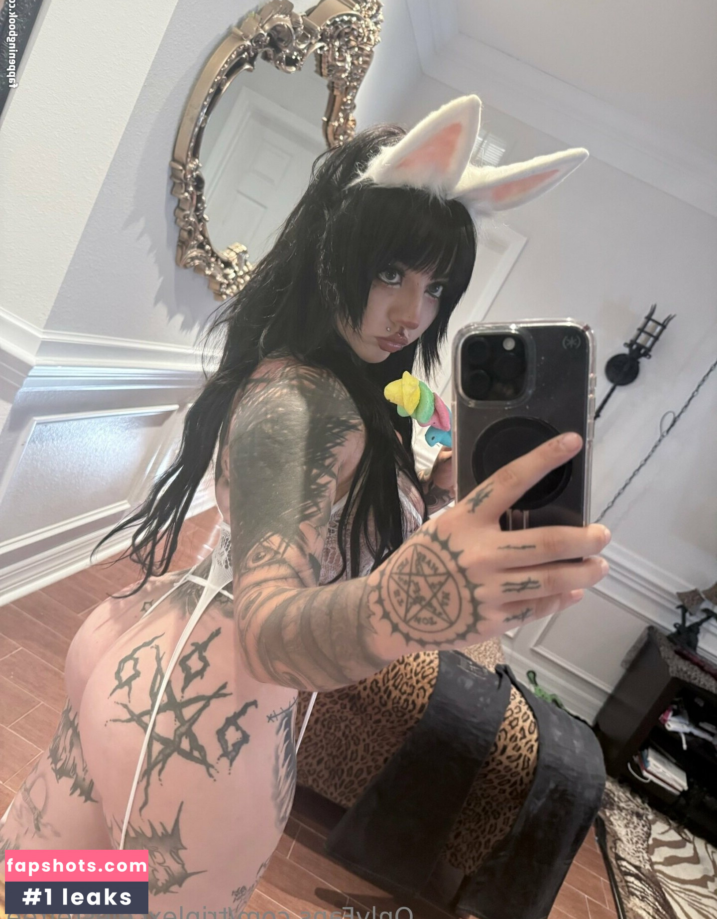 celeste_triplex gallery photo #13