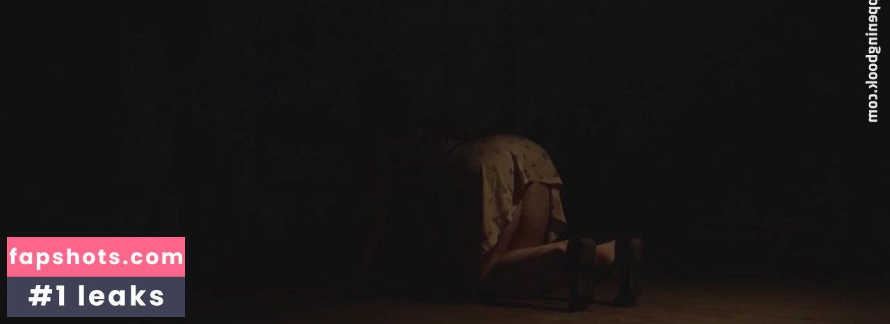 Celia Rowlson-Hall gallery photo #11