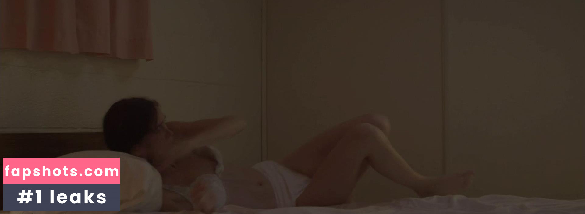 Celia Rowlson-Hall gallery photo #16