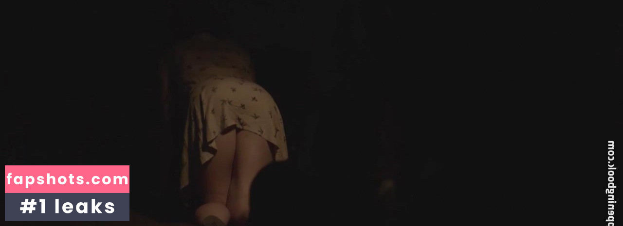 Celia Rowlson-Hall gallery photo #8