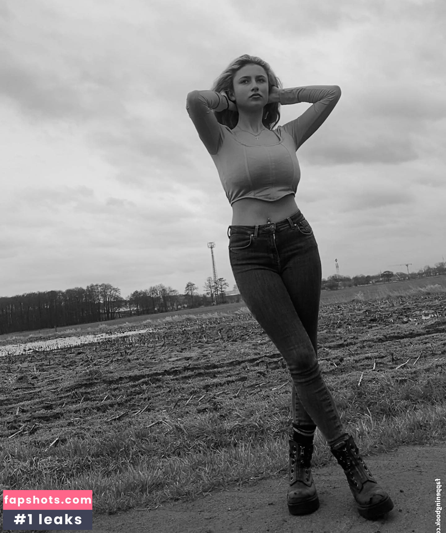 Celina gallery photo #4