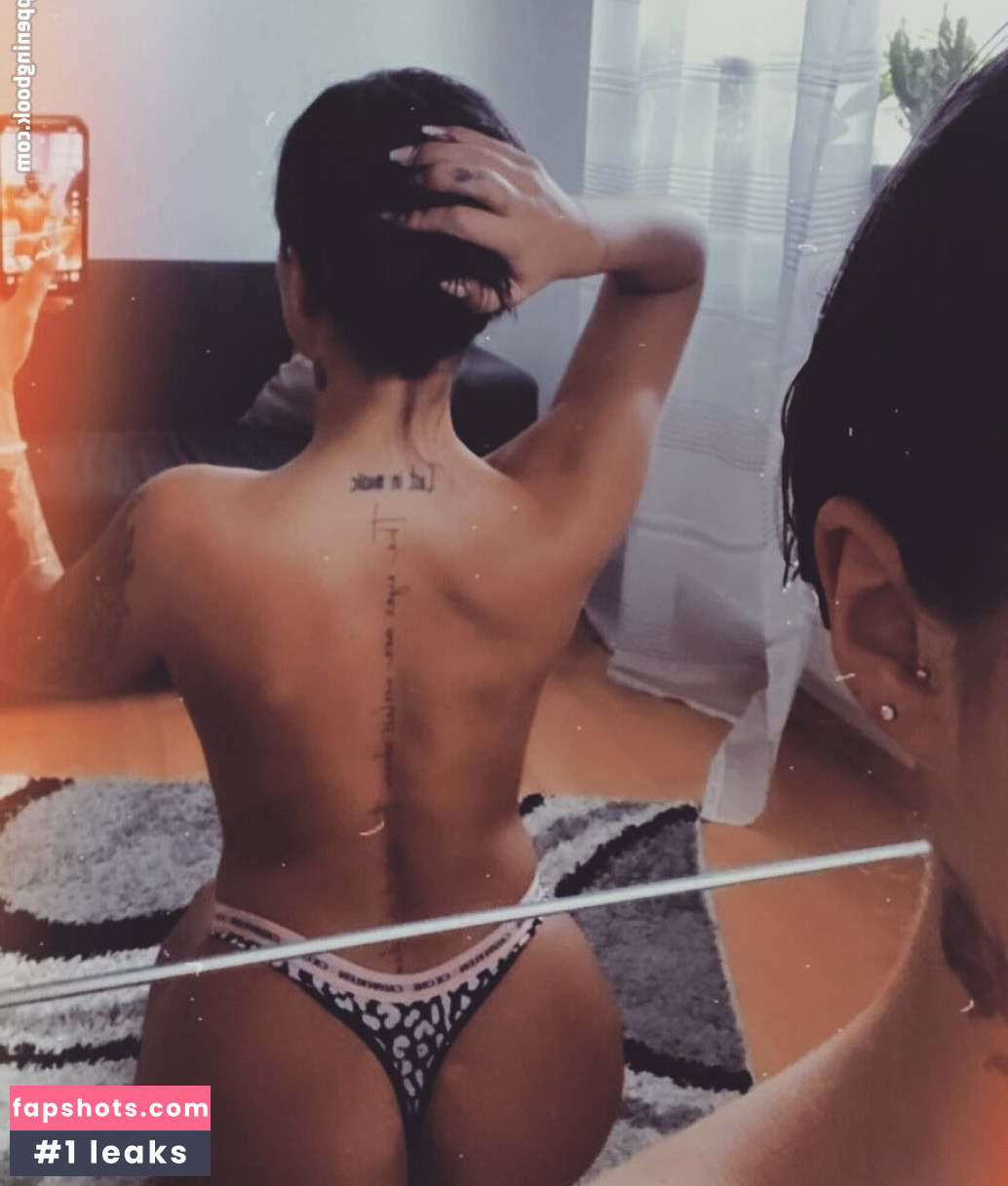 Celina Pop gallery photo #41