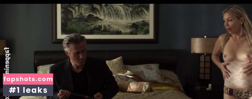 Céline Bonnier gallery photo #21