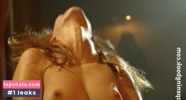 Céline Bonnier gallery photo #7