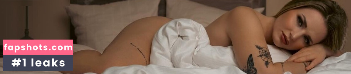 Celine R. gallery photo #2