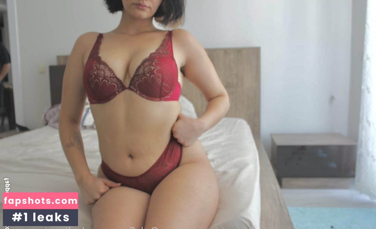 celinecinnamon gallery photo #17