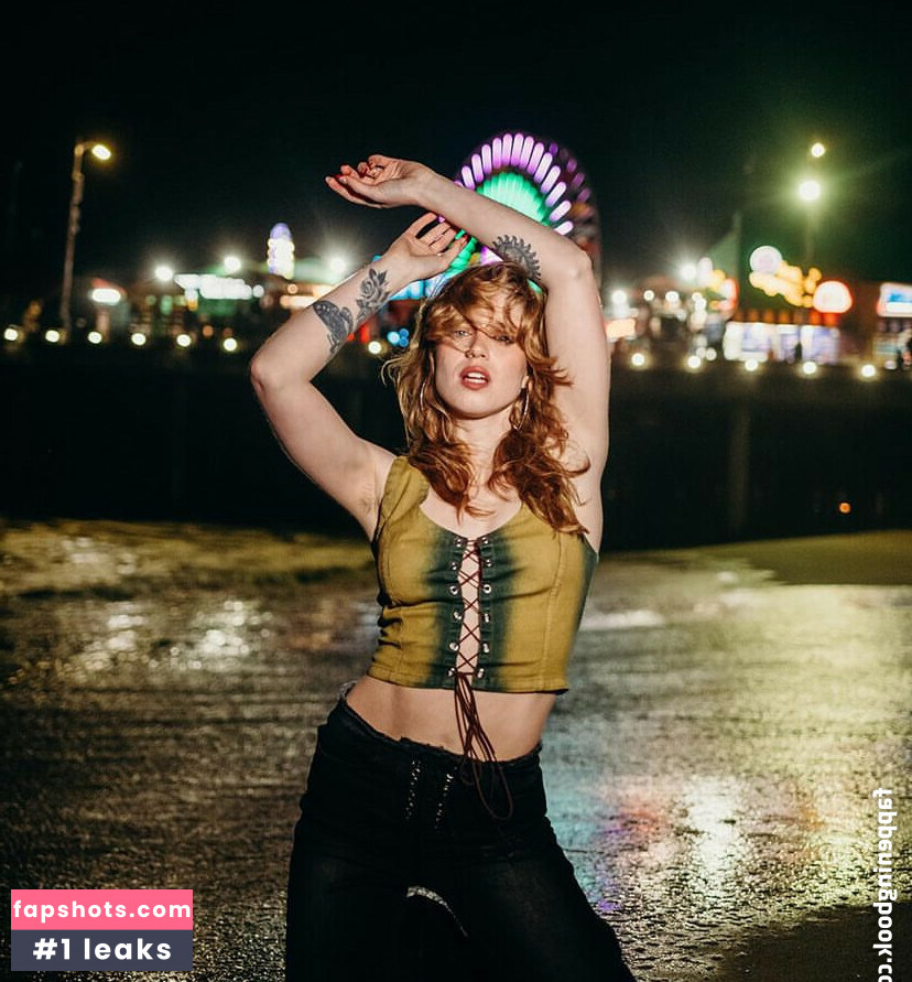 Cera Gibson gallery photo #12