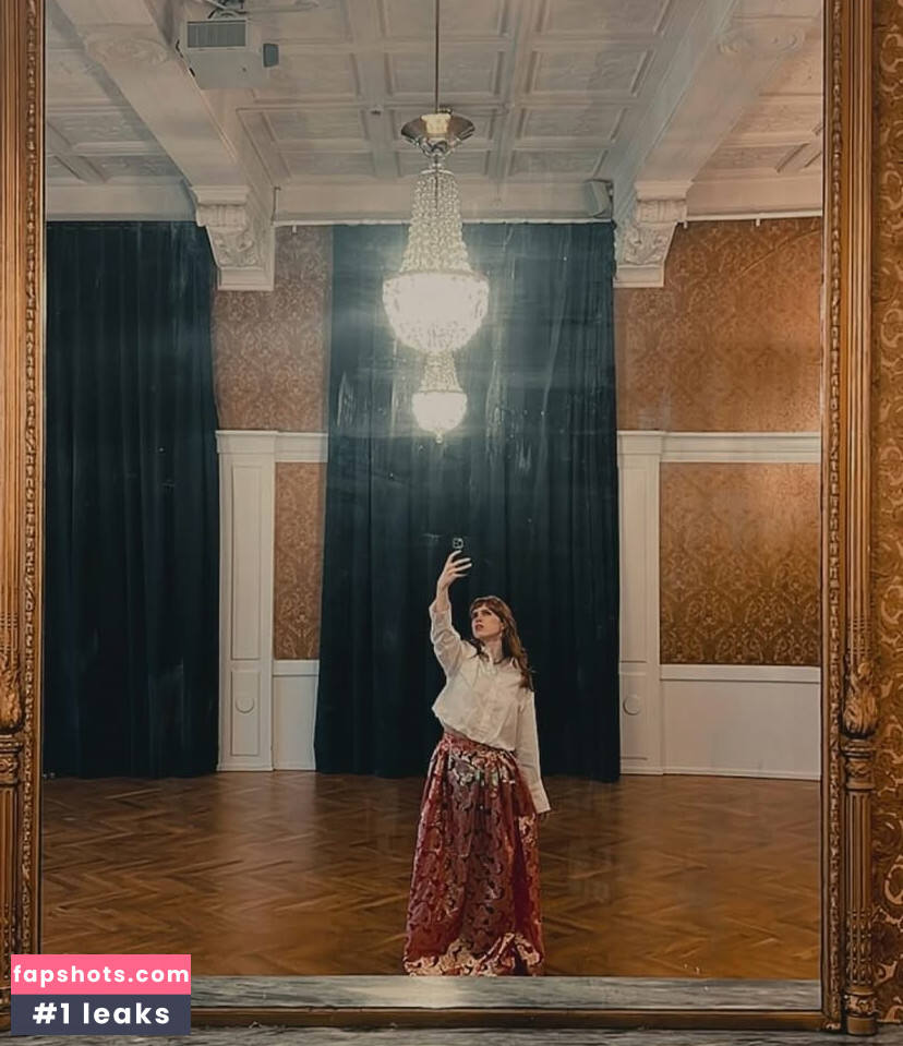 Cera Gibson gallery photo #5