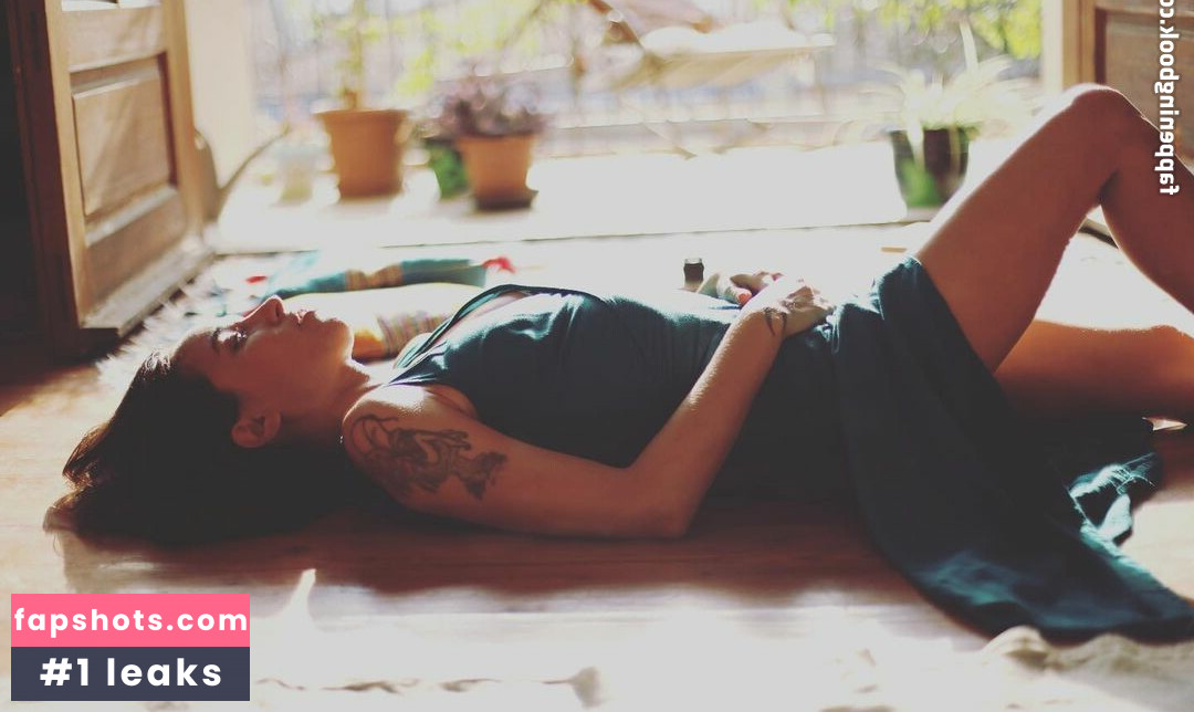 Ceyda Koçman gallery photo #4