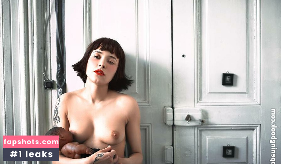 Ceyda Koçman gallery photo #10