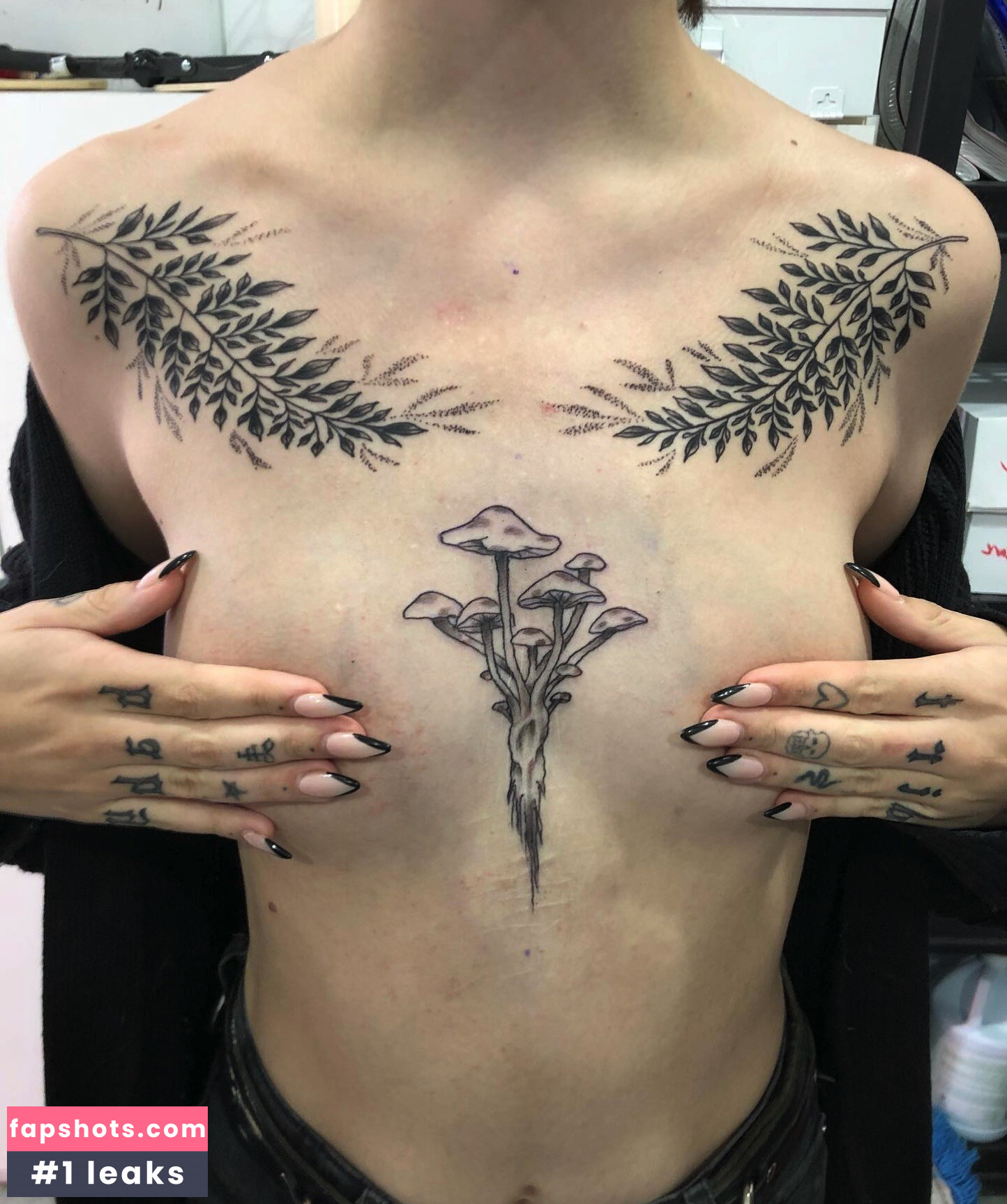 Ch0ke.Cherry nude babe gallery