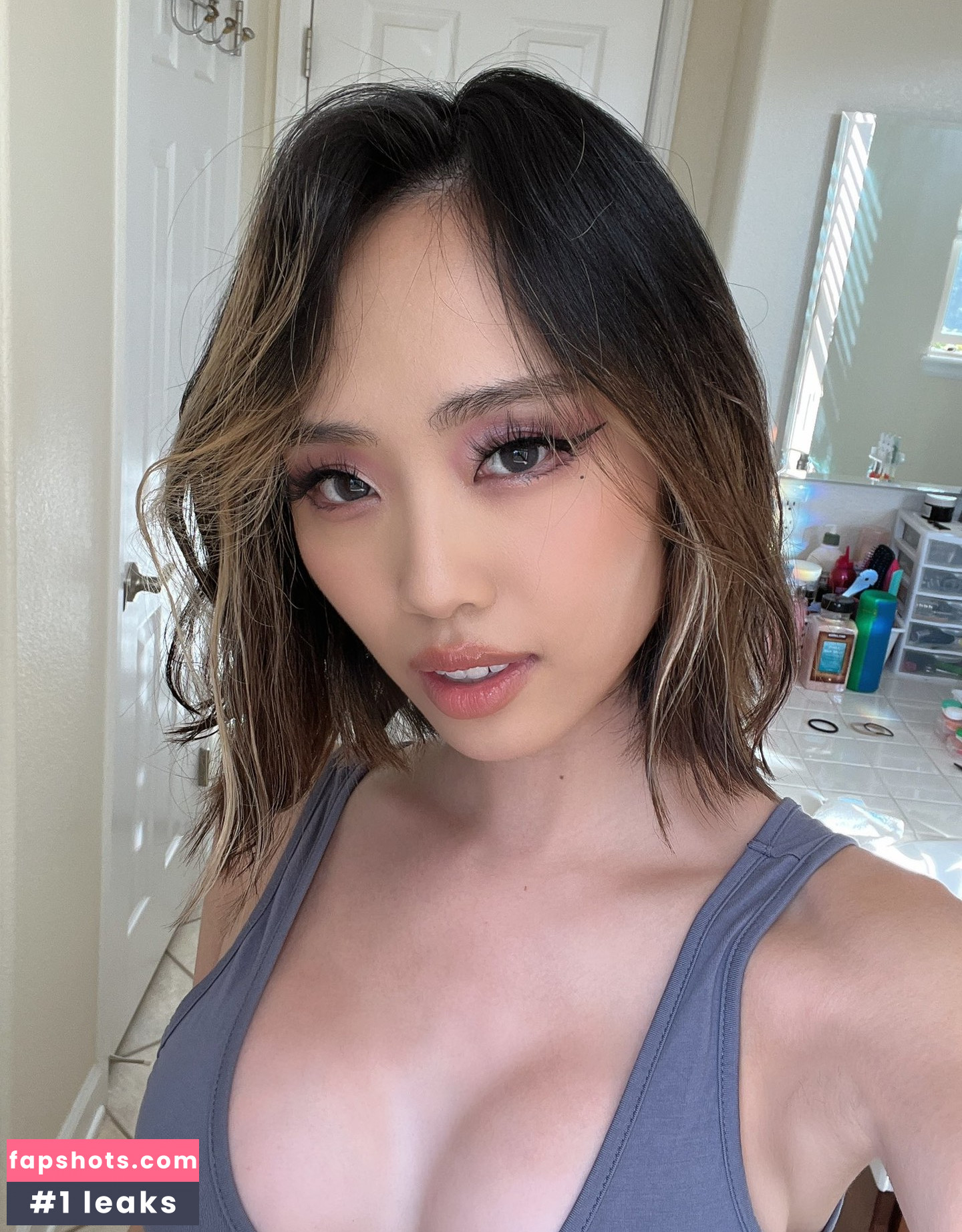 chael.dot nude babe gallery