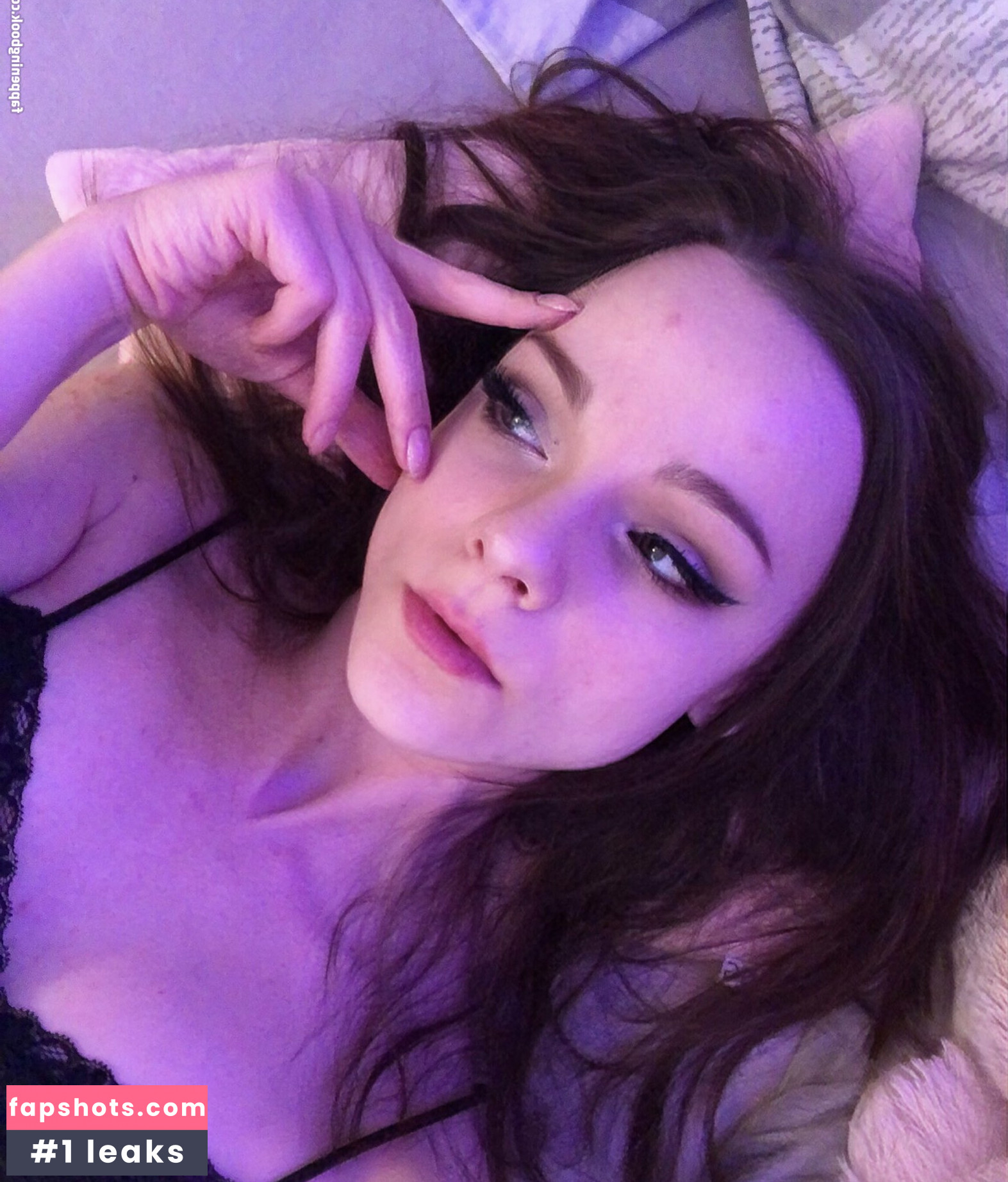 Chaisia gallery photo #35