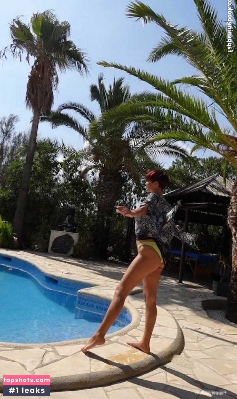 Chameen Loca Nude Leaks OnlyFans Photos #11 - LeakJerk