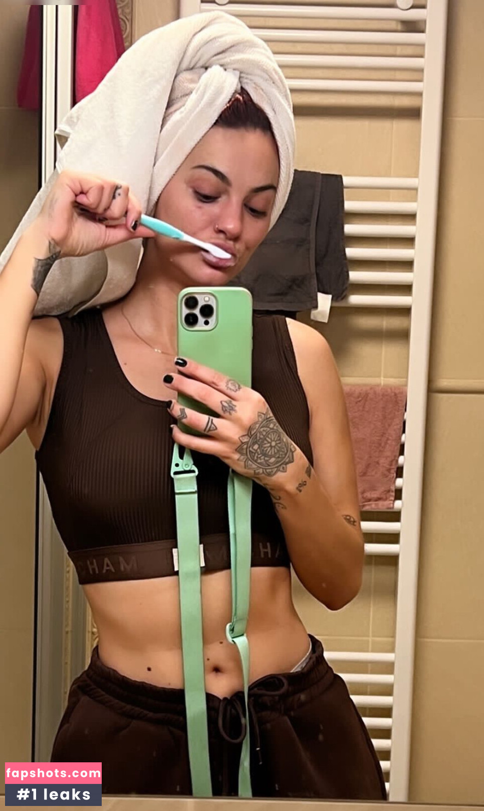 Chameen von Klepacki gallery photo #31