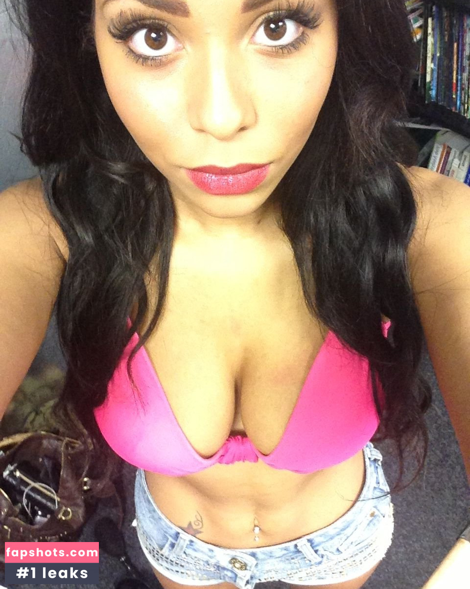 Chanel Brown gallery photo #11