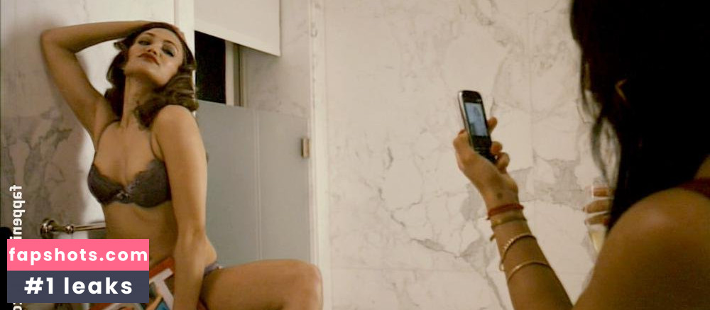 Chanel Farrell gallery photo #2