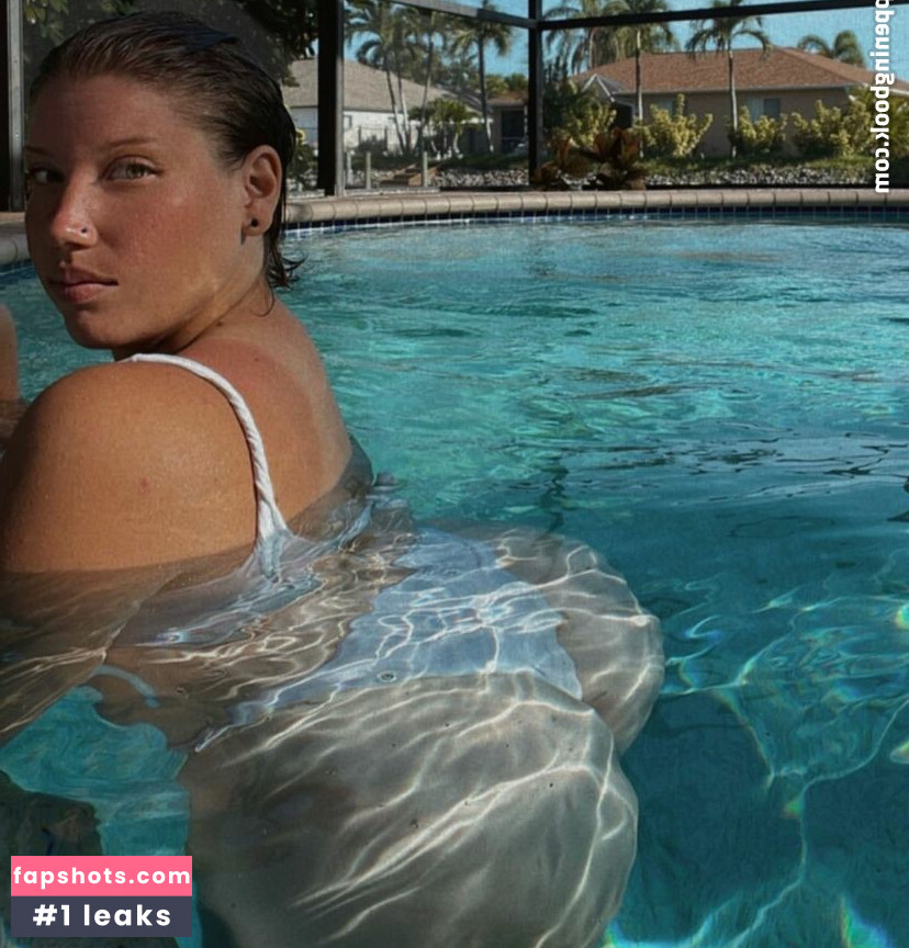 Chanel Frost gallery photo #22