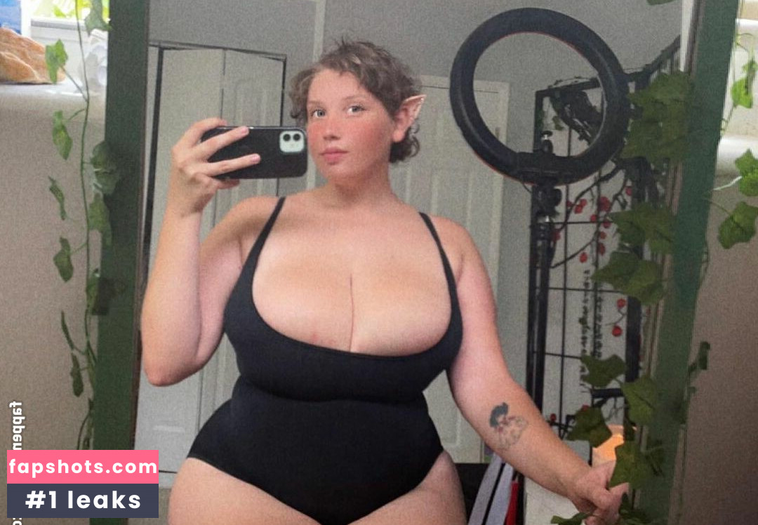 Chanel Frost gallery photo #28