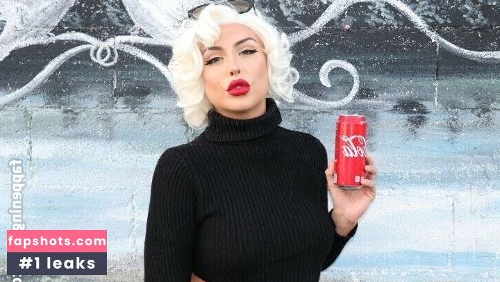 Chanel Santini gallery photo #17