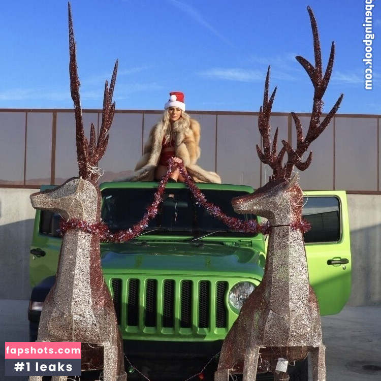 Chanel Santini gallery photo #22