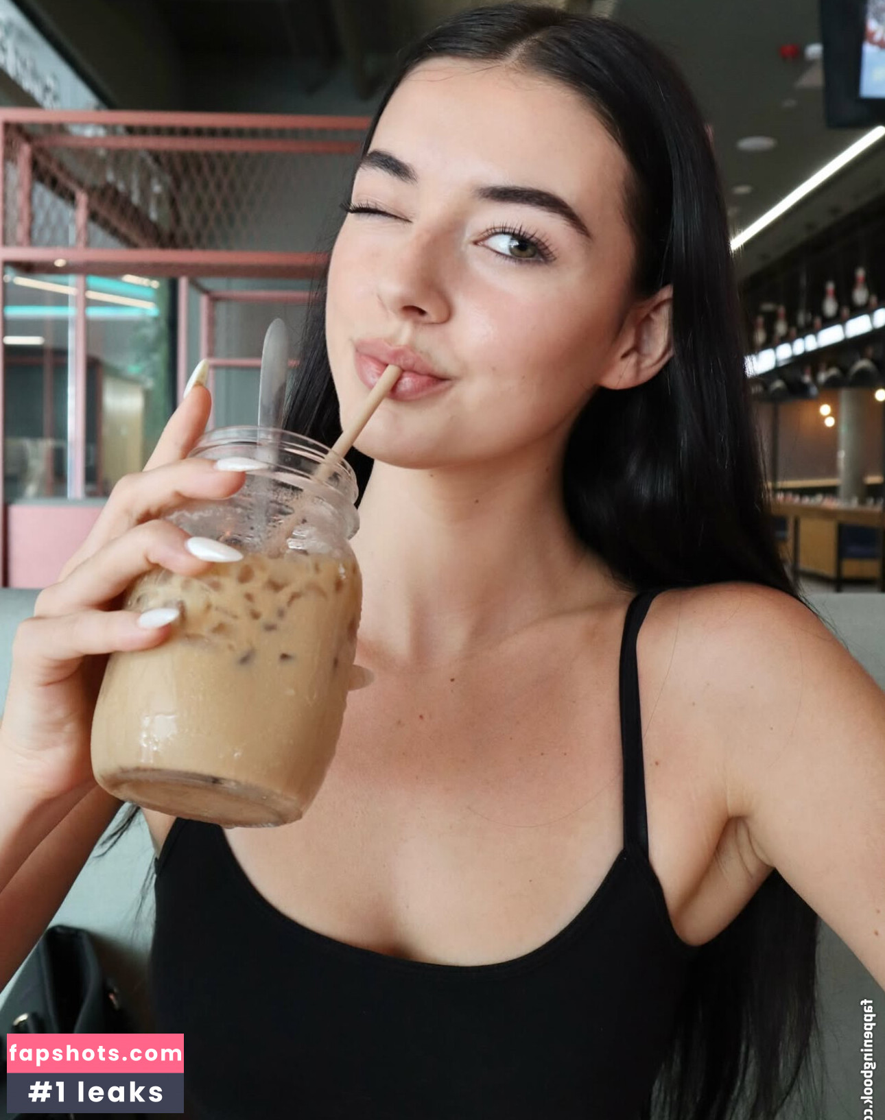 Chanel Soerholt gallery photo #16