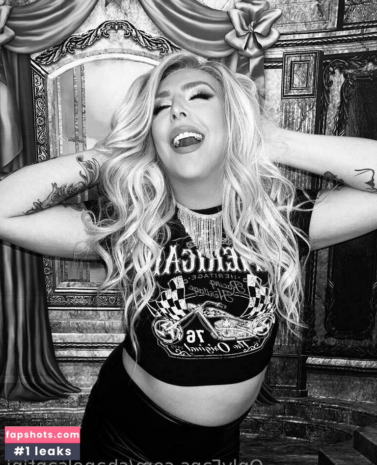 chanelsantini gallery photo #49