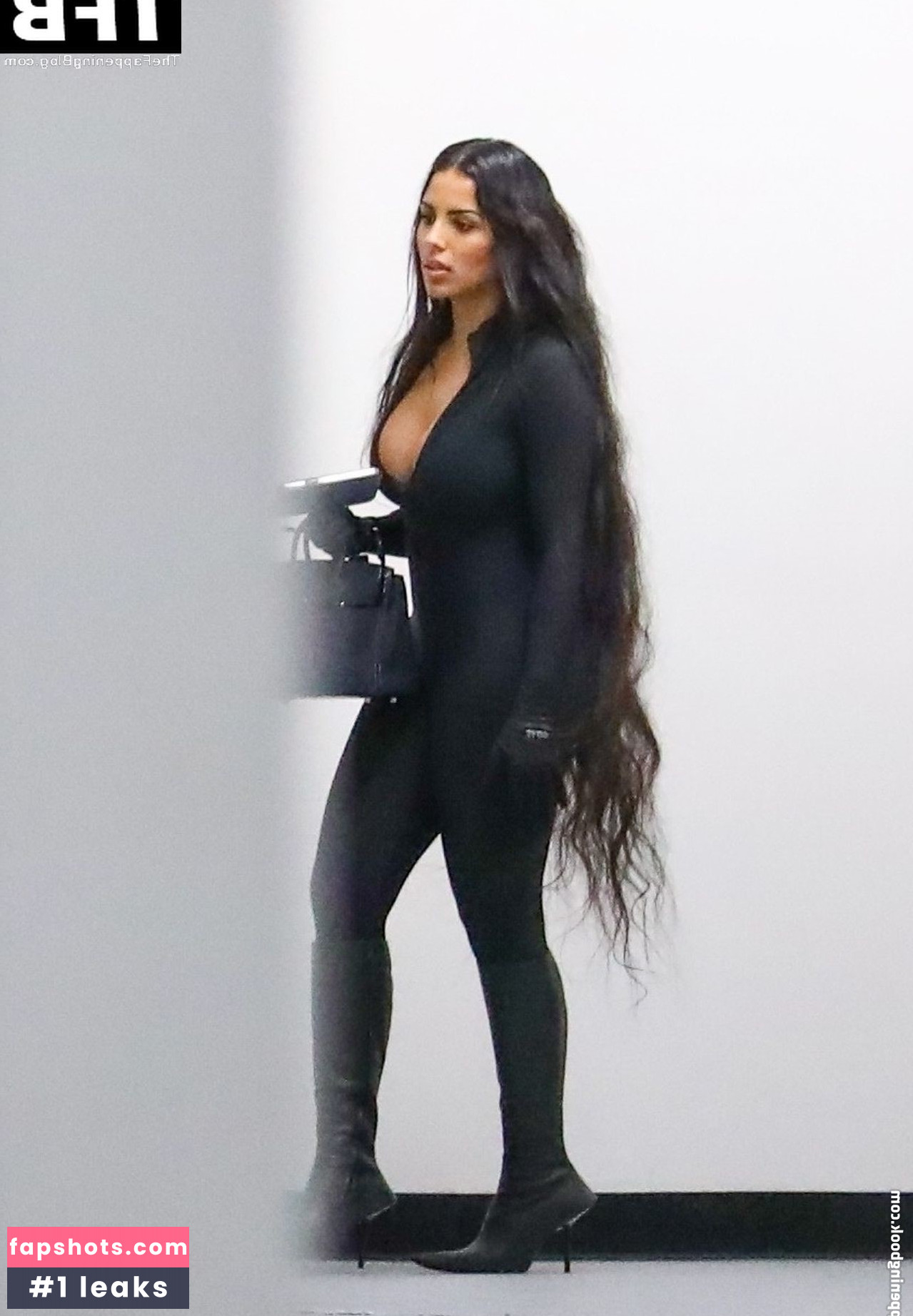 Chaney James gallery photo #5