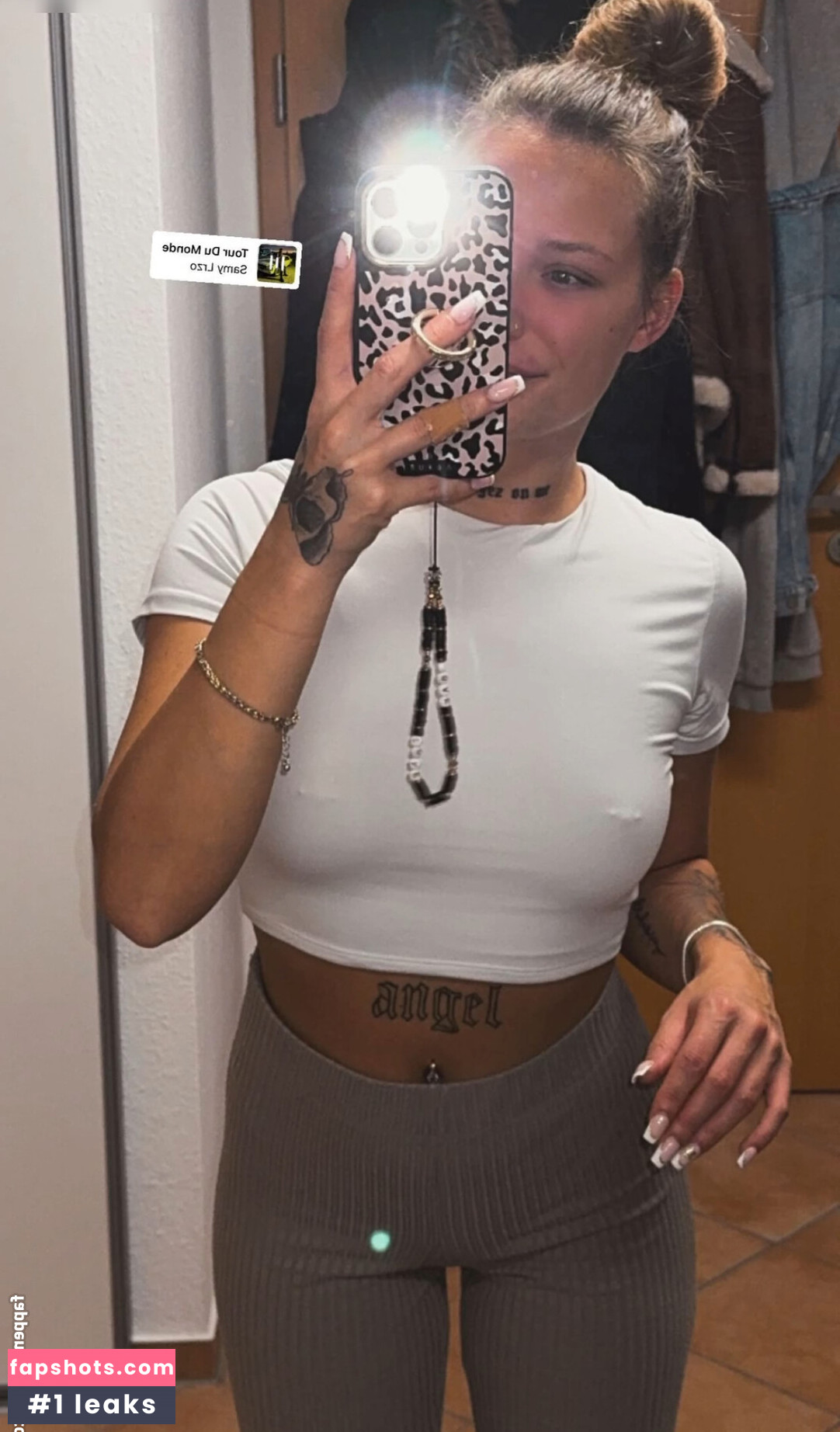 Chaniiiii nude babe gallery