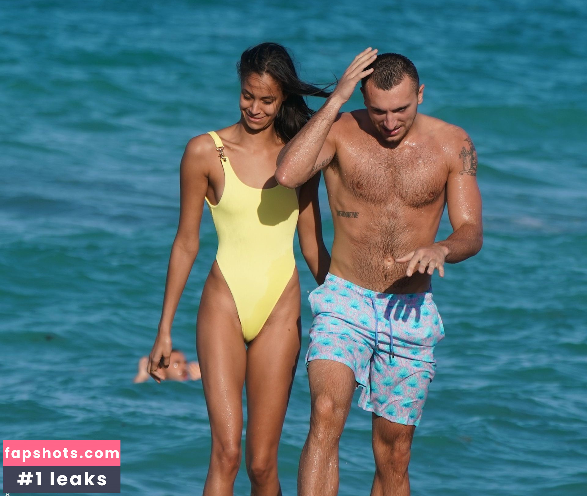 Chantal Monaghan gallery photo #23