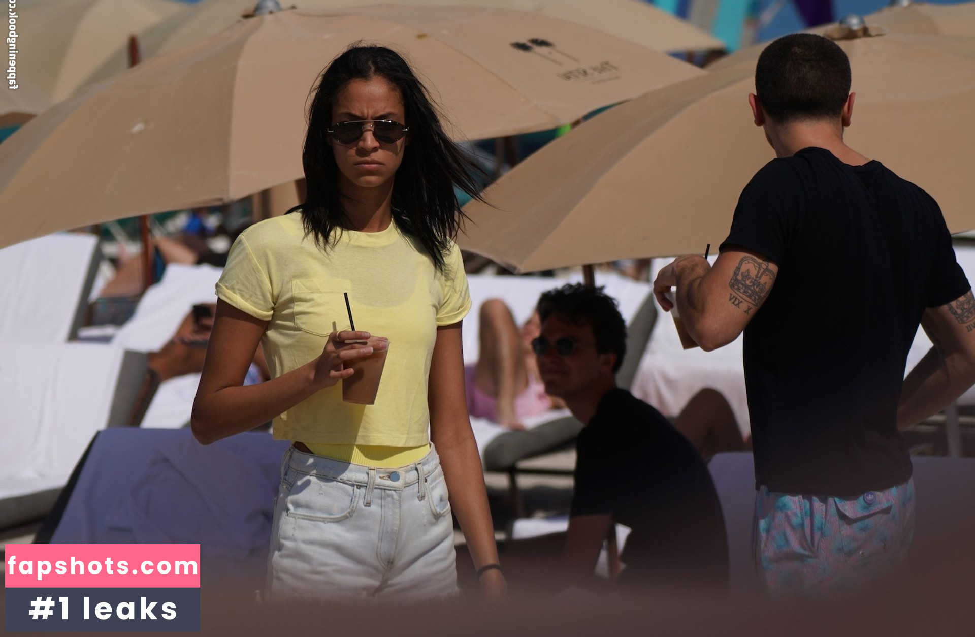 Chantal Monaghan gallery photo #45