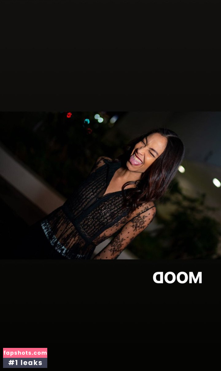 Chantal Monaghan gallery photo #63