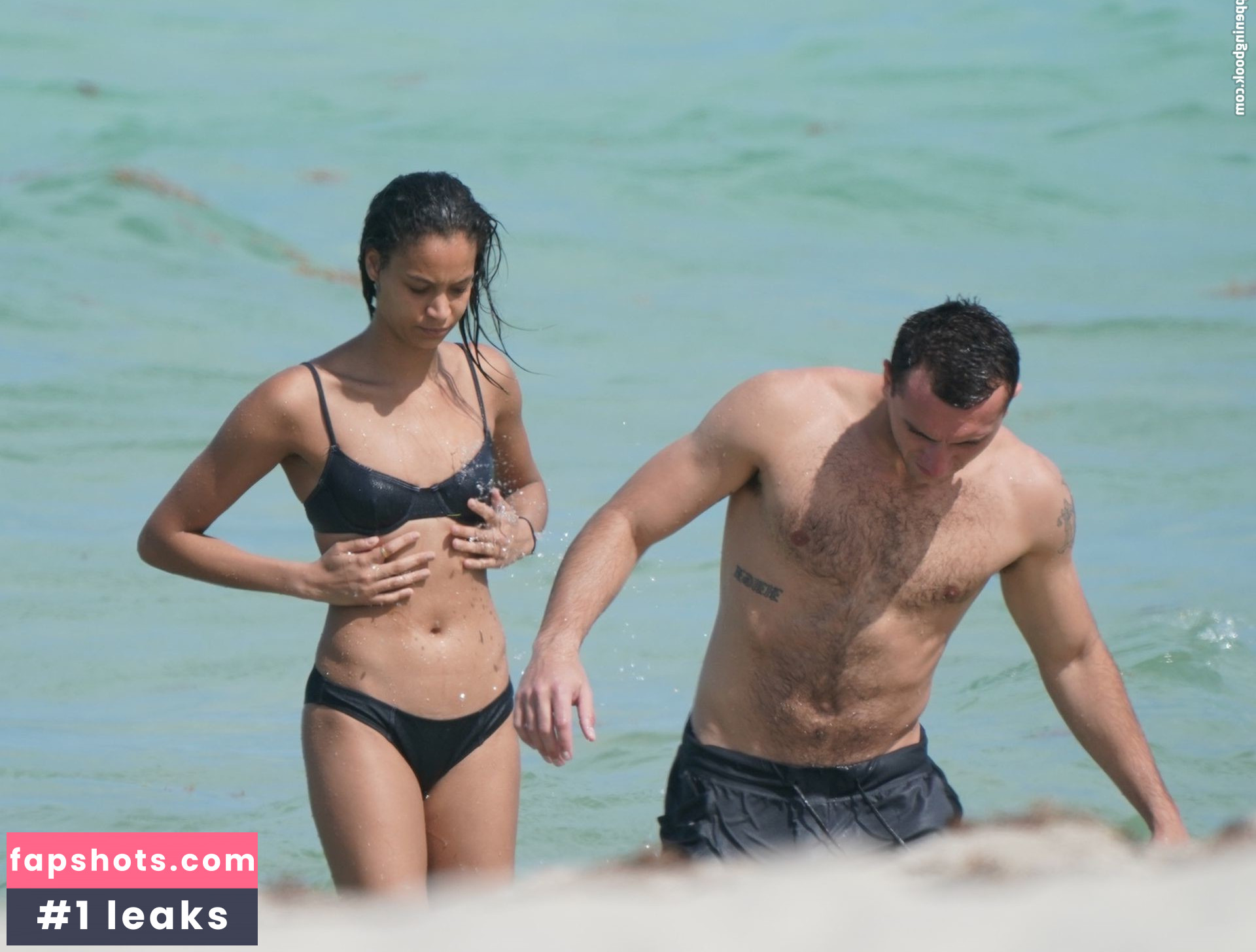 Chantal Monaghan gallery photo #9